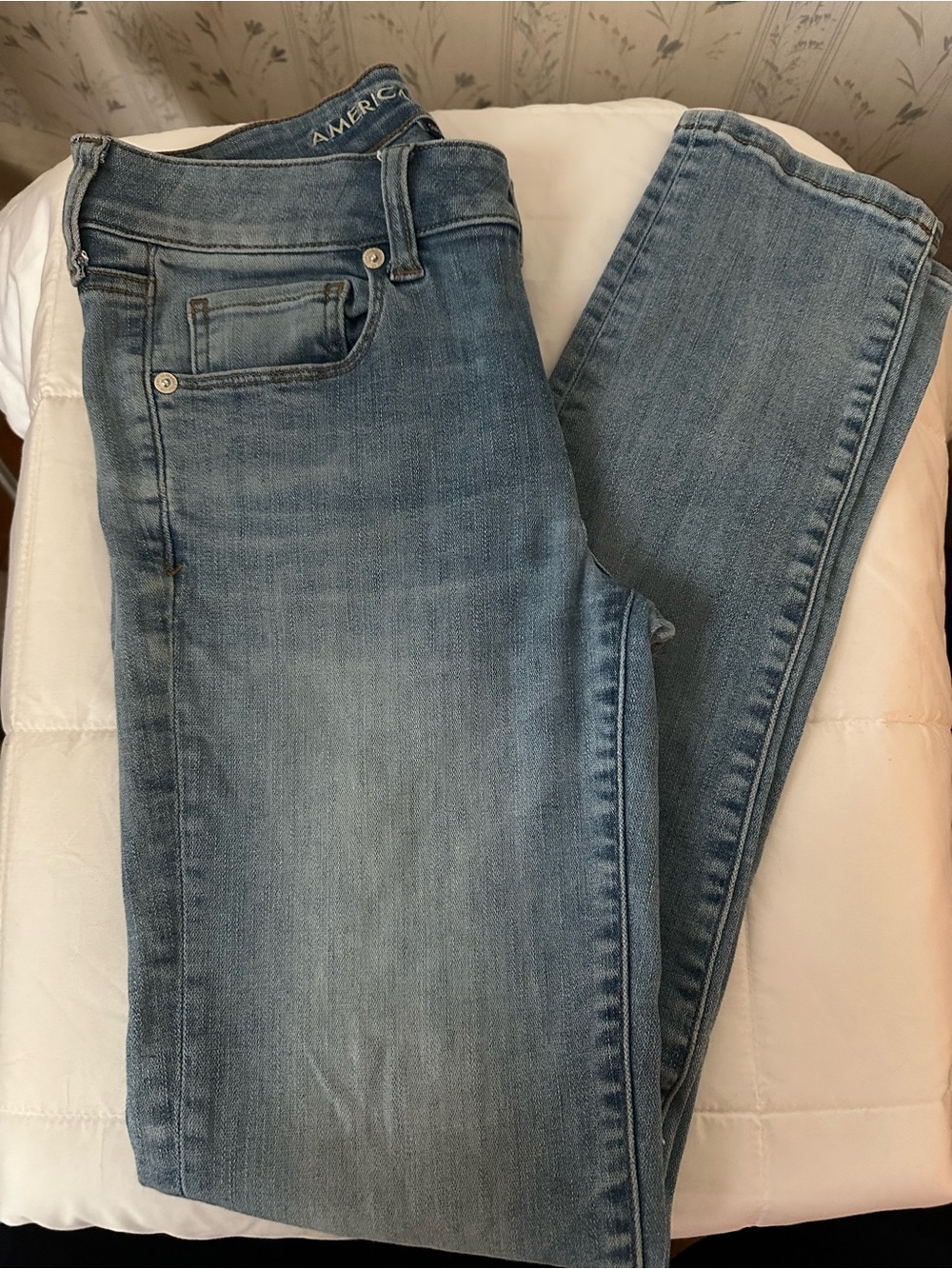 American Eagle Light Blue Skinny Jeans